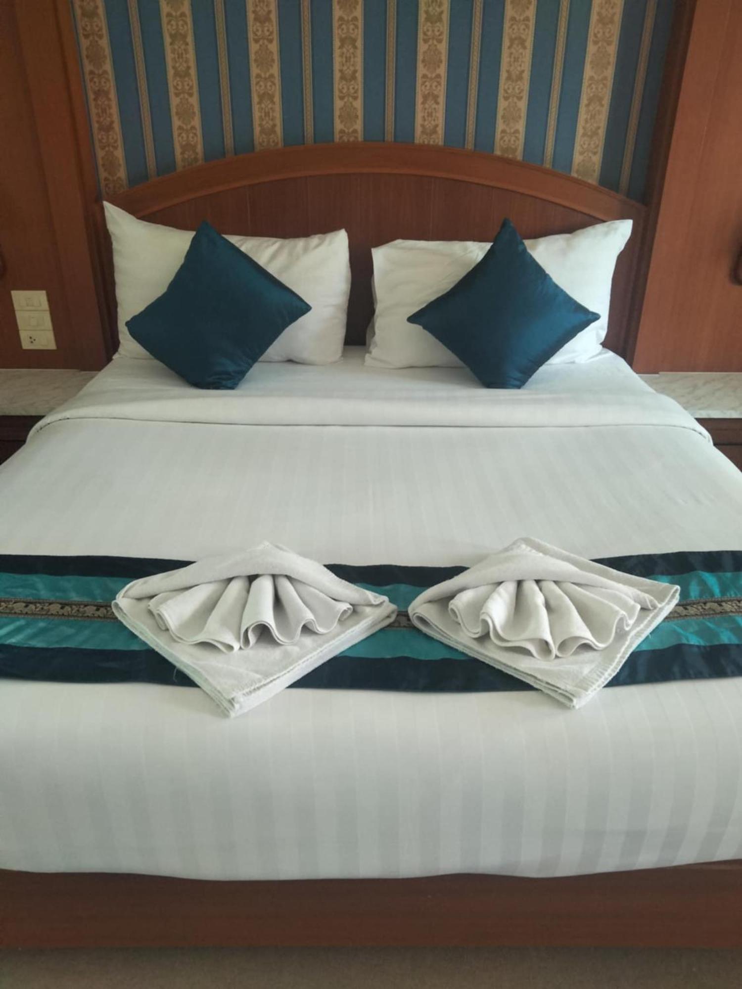 The Lion King Hotel Udonthani Ngoại thất bức ảnh